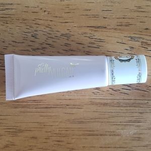 ❤Pretty Vulgar eyeshadow primer